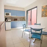 Caybeach منتجع ميلونيذاس