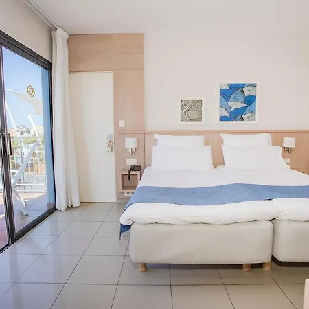 Caybeach Resort