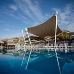 Caybeach Resort