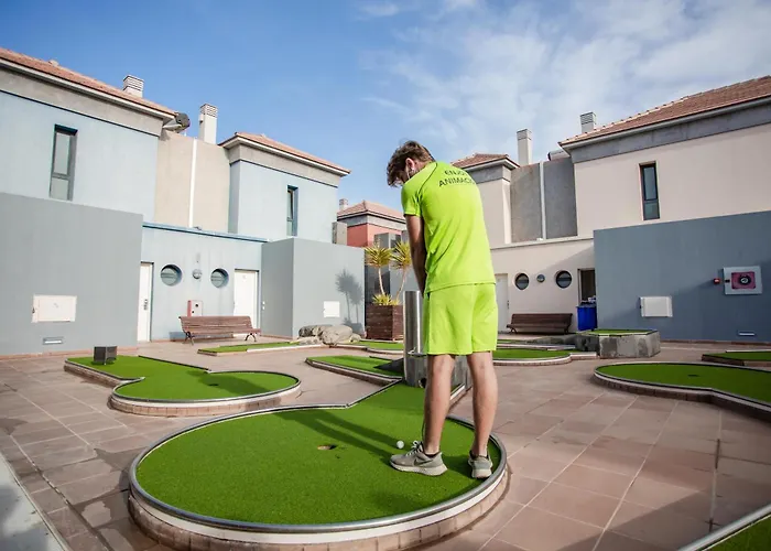 Caybeach Semesteranläggning (resort)